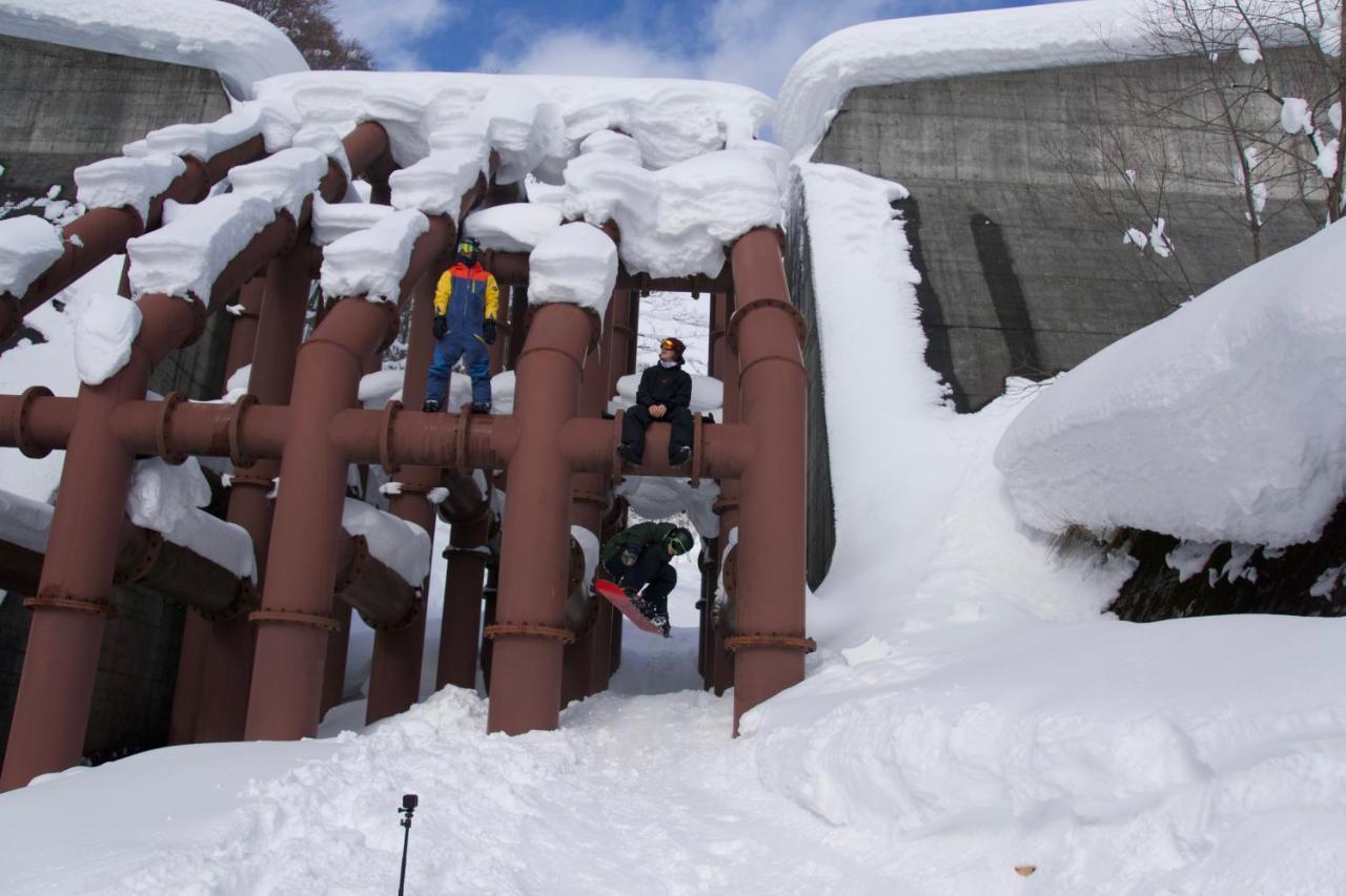 Monkey Rider Hotel Hakuba Kültér fotó